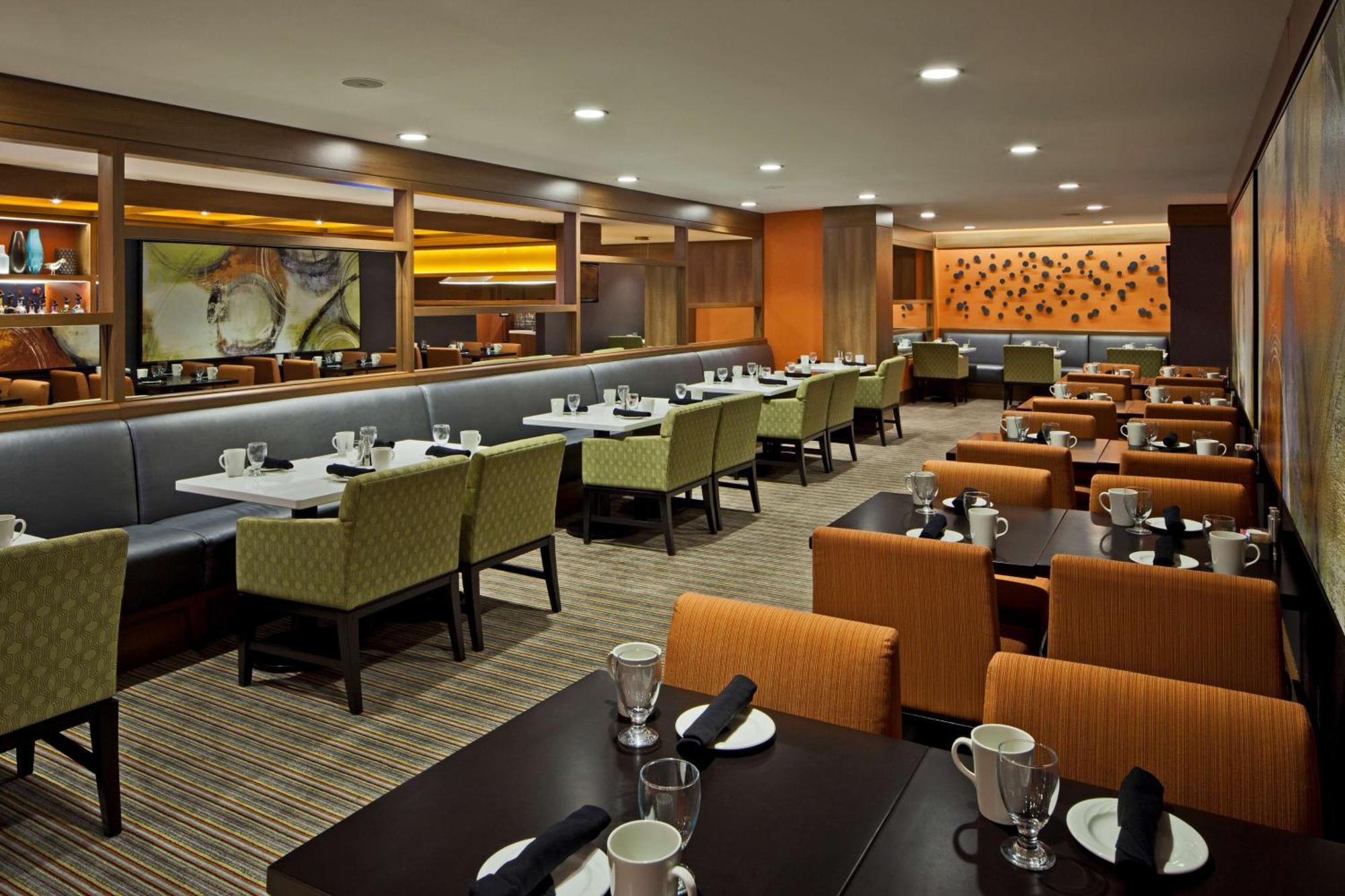 Hilton Mississauga/Meadowvale Exterior foto
